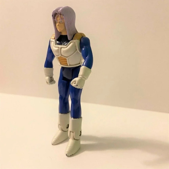 Vintage 2001 Dragon Ball Z Teen Trunks Saiyan Armor Action Figure by Irwin 3.5" - Picture 4 of 9